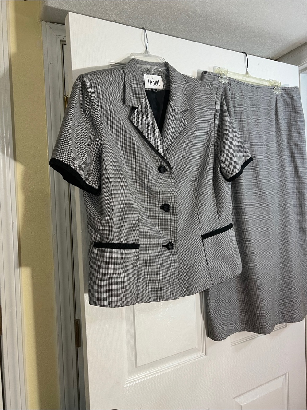 Le Suit Short-Sleeve Skirt Suit with Black Trim